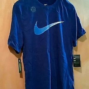 Nike dri fit tee shirt